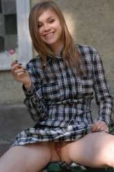 zemani-darinka-lollipop-image-17