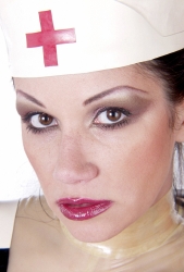 latex-please-come-to-me-doctor-image-4